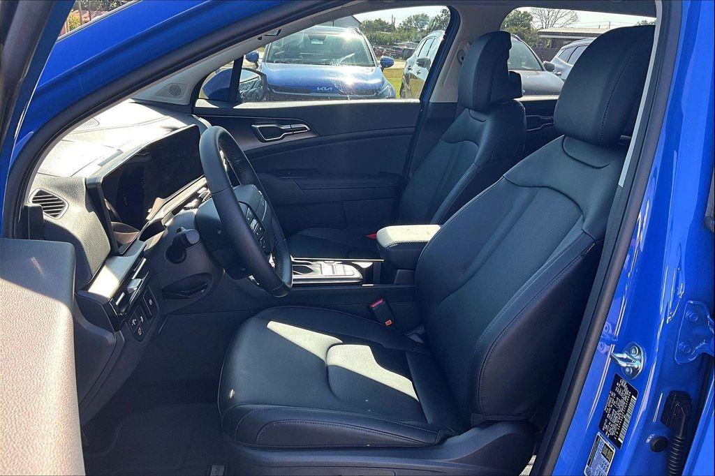 new 2026 Kia Sportage car, priced at $33,155