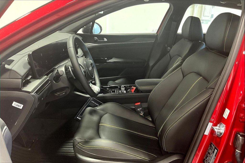 new 2026 Kia K5 car, priced at $39,560