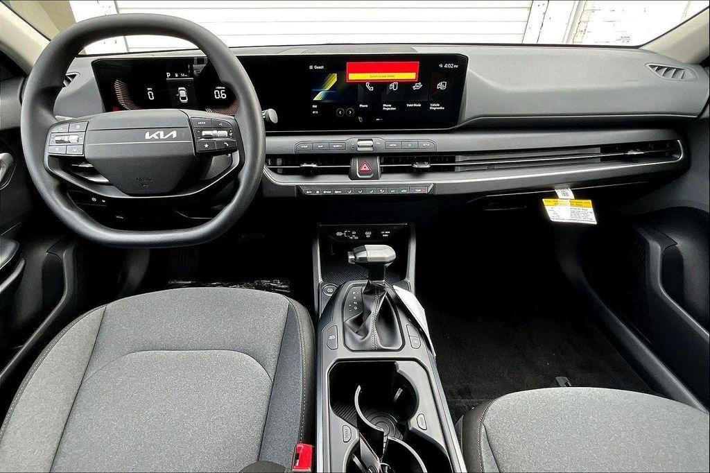 new 2025 Kia K4 car, priced at $23,185