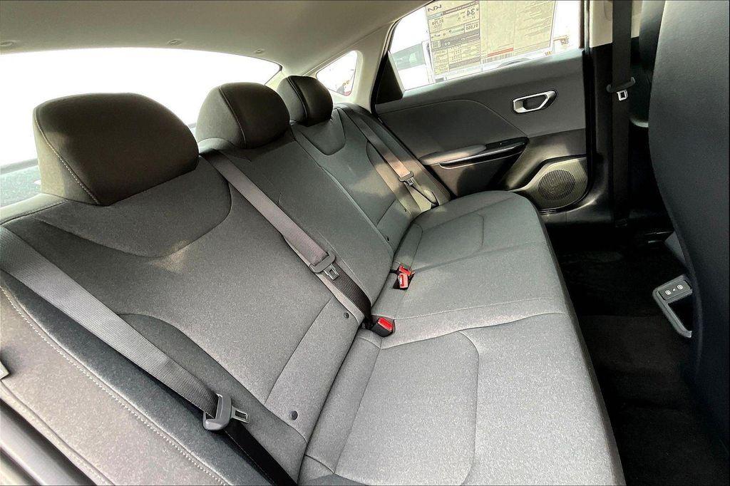 new 2025 Kia K4 car, priced at $23,185