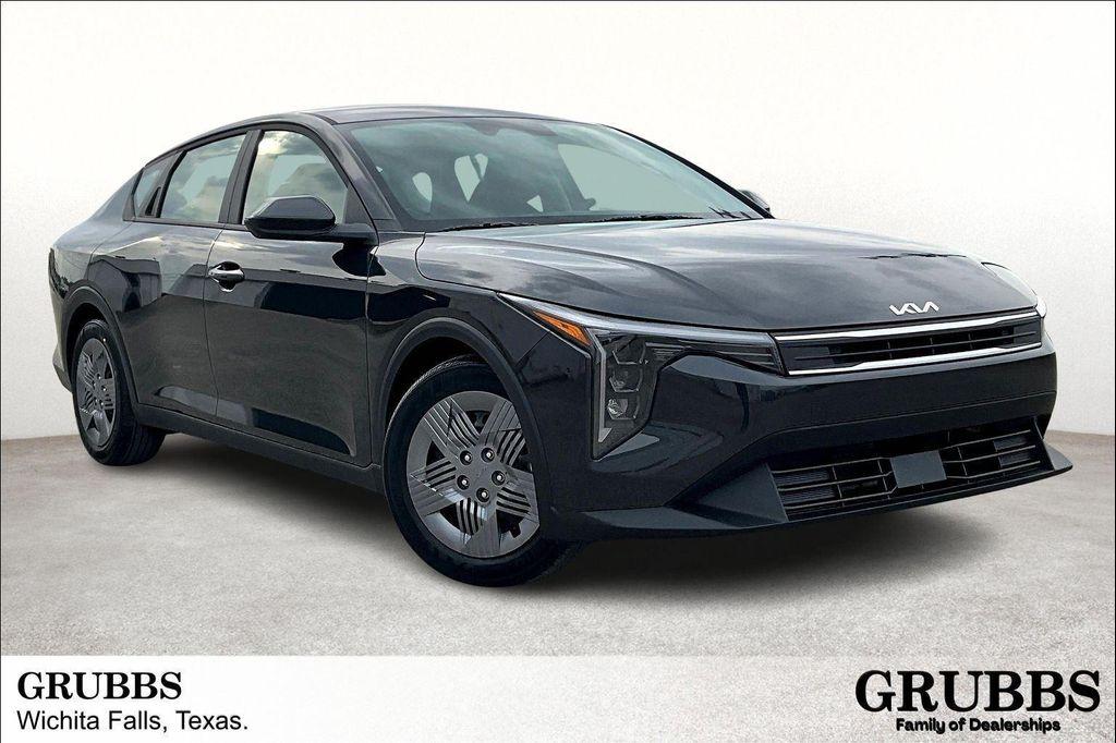 new 2025 Kia K4 car, priced at $23,185