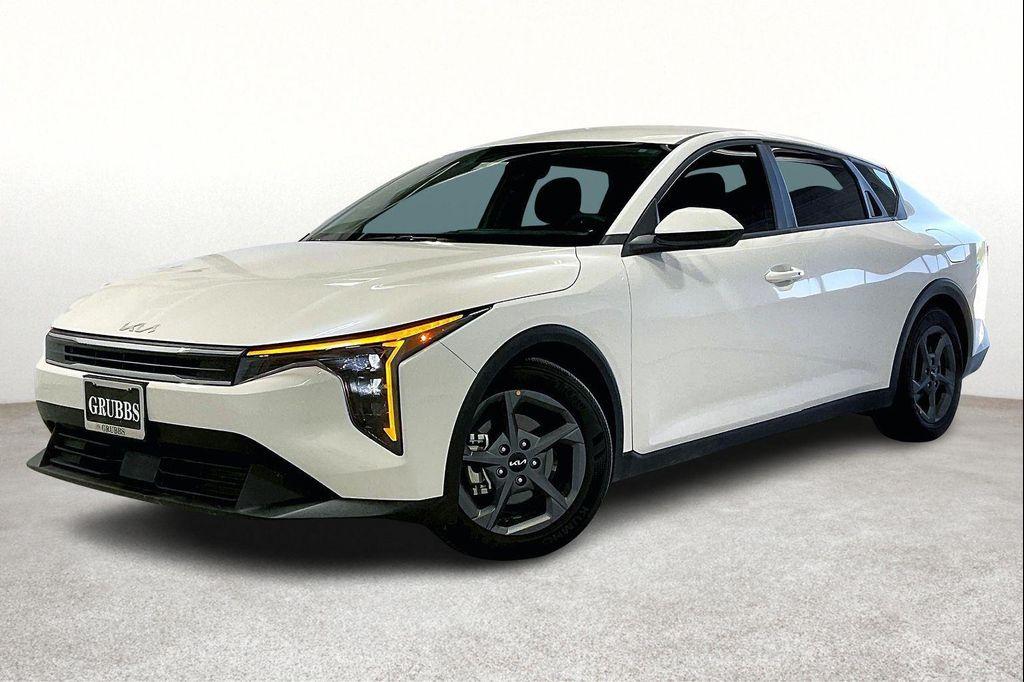 new 2025 Kia K4 car, priced at $24,540