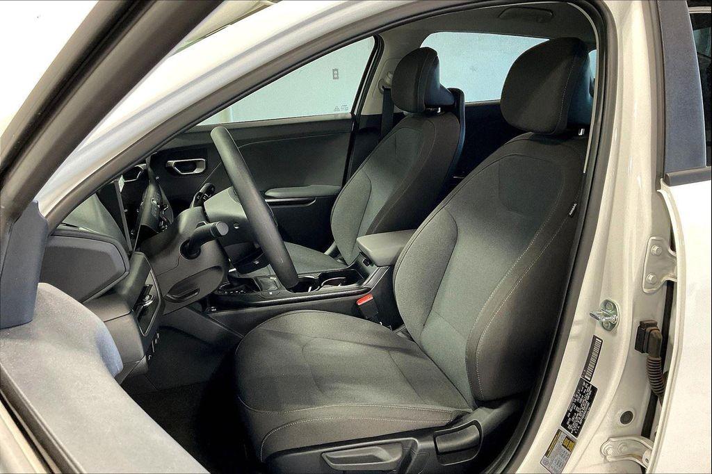 new 2025 Kia K4 car, priced at $24,540