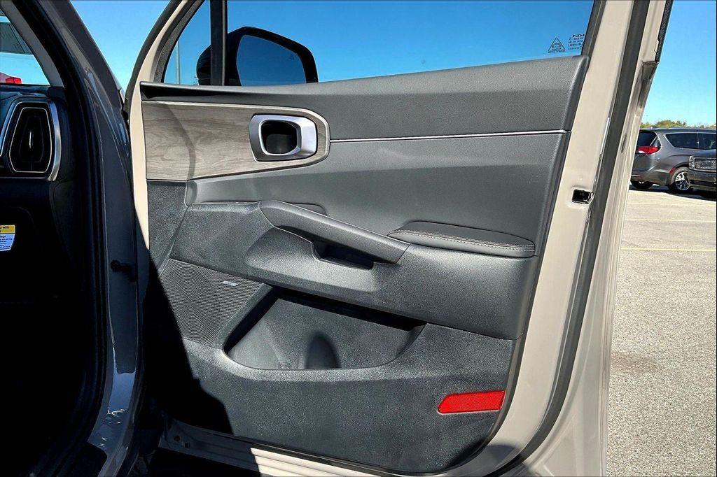 new 2026 Kia Sorento car, priced at $44,580