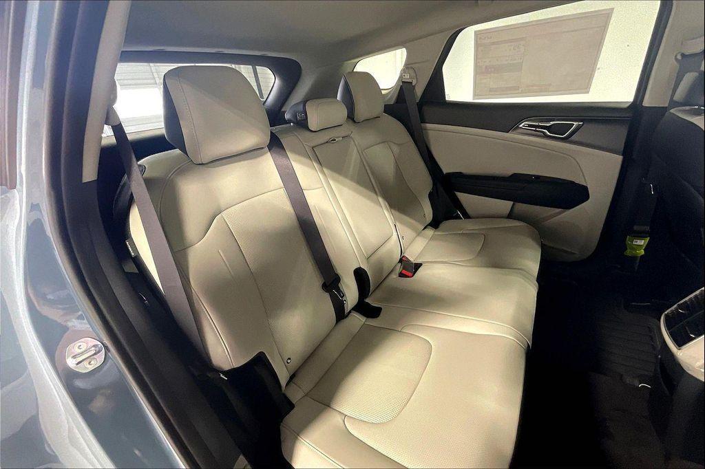 new 2026 Kia Sportage Hybrid car, priced at $36,315