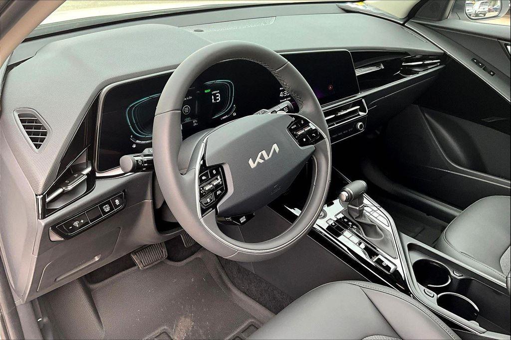 new 2025 Kia Niro car, priced at $31,755