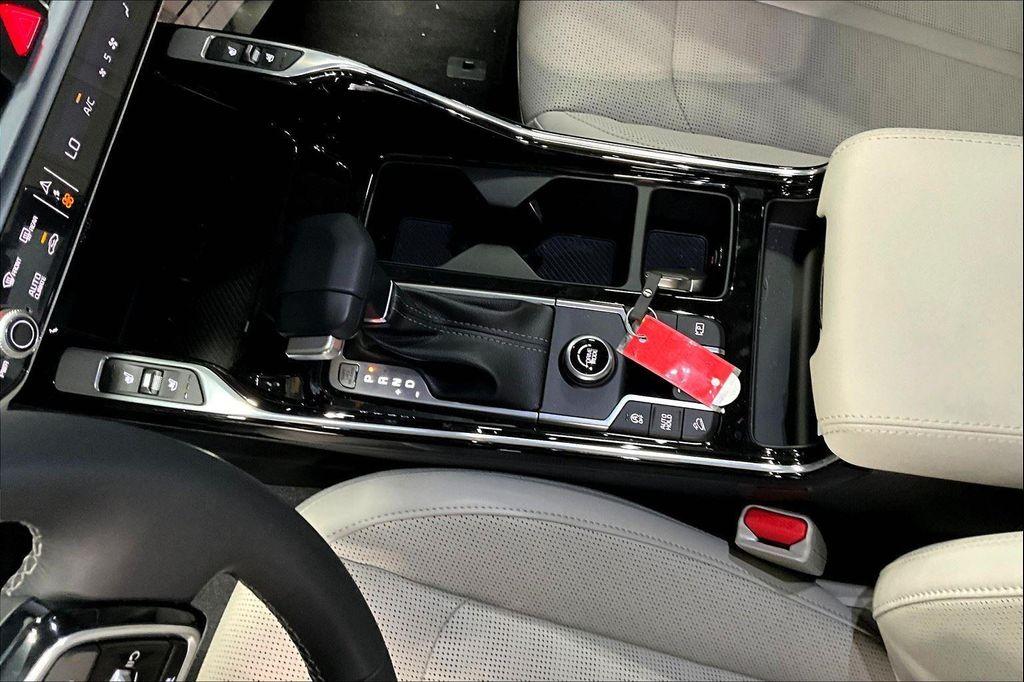 new 2024 Kia Sorento car, priced at $44,100