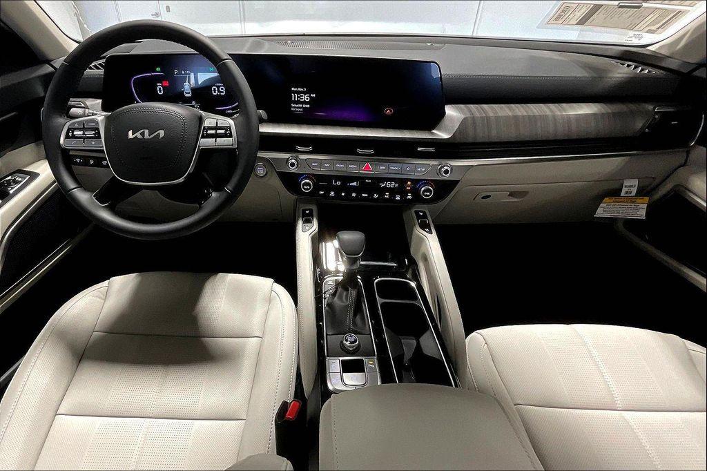 new 2025 Kia Telluride car, priced at $45,135