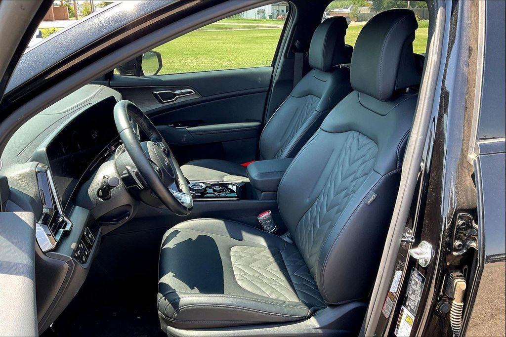 new 2024 Kia Sportage car, priced at $45,640