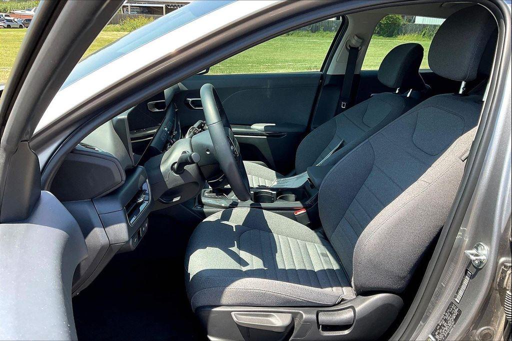 new 2025 Kia K4 car, priced at $25,145