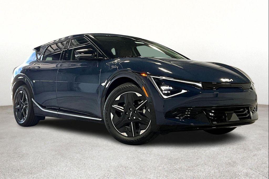 new 2025 Kia EV6 car, priced at $52,175