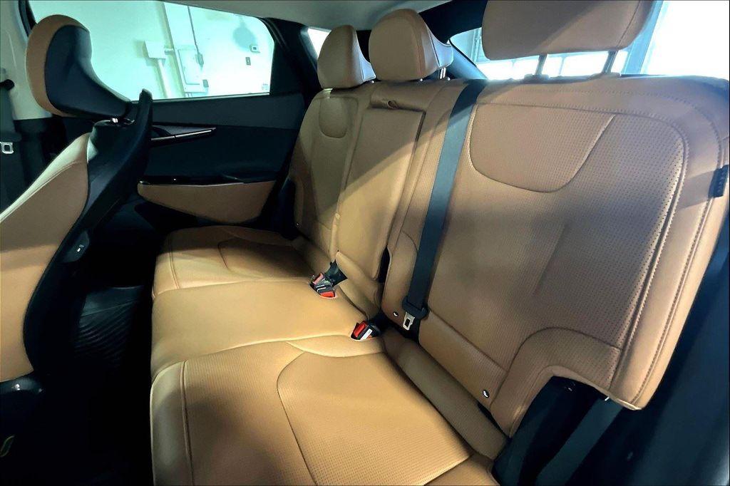 new 2025 Kia EV6 car, priced at $52,175