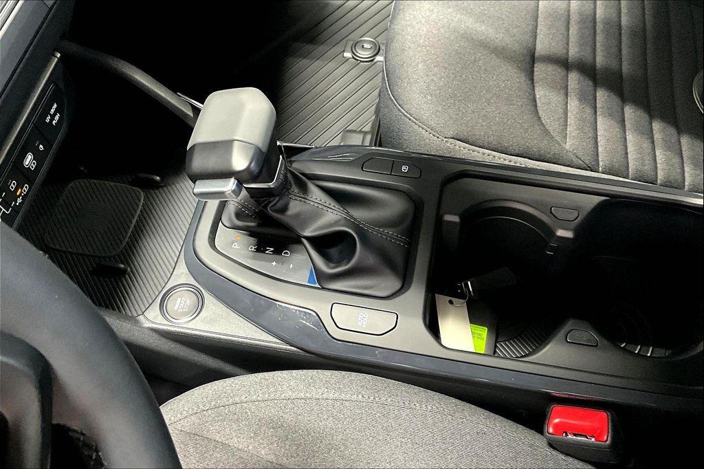 new 2025 Kia K4 car, priced at $25,165