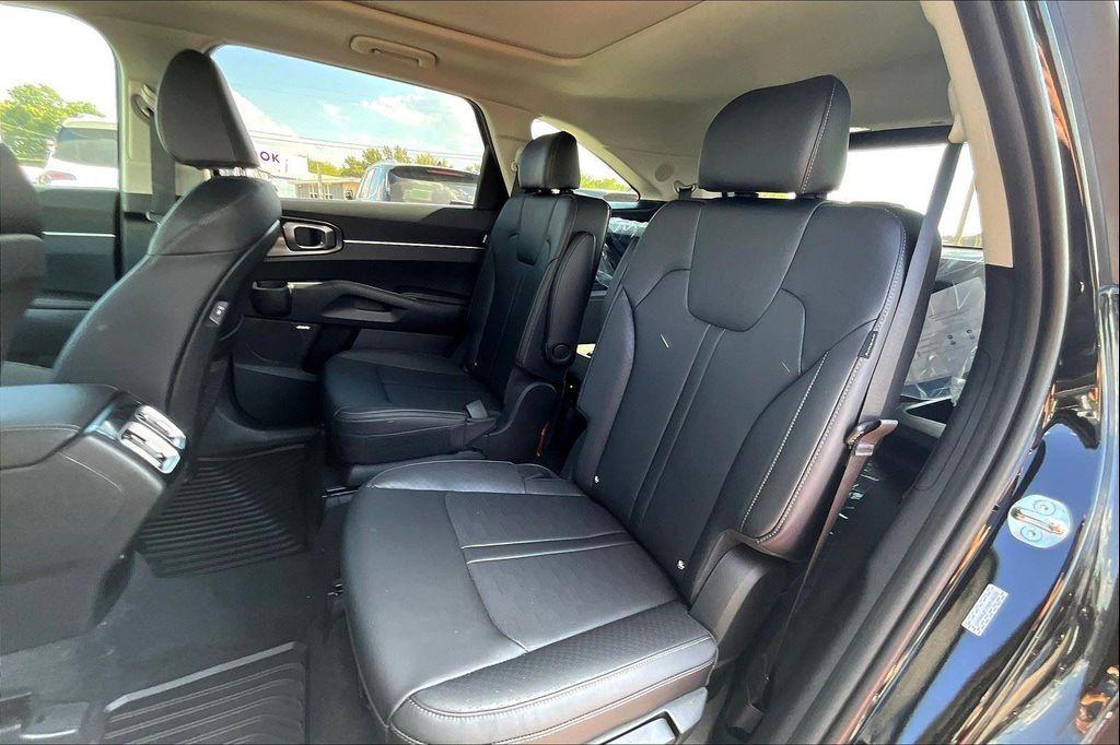 new 2026 Kia Sorento car, priced at $42,265