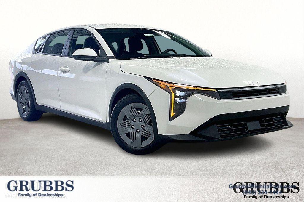 new 2025 Kia K4 car