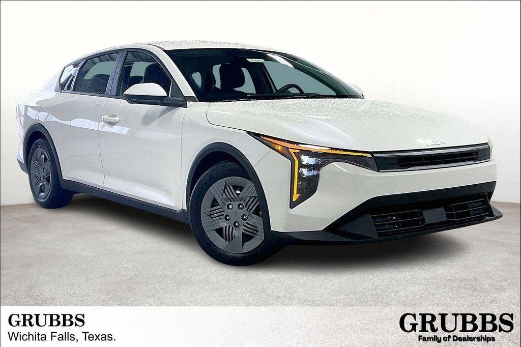 new 2025 Kia K4 car