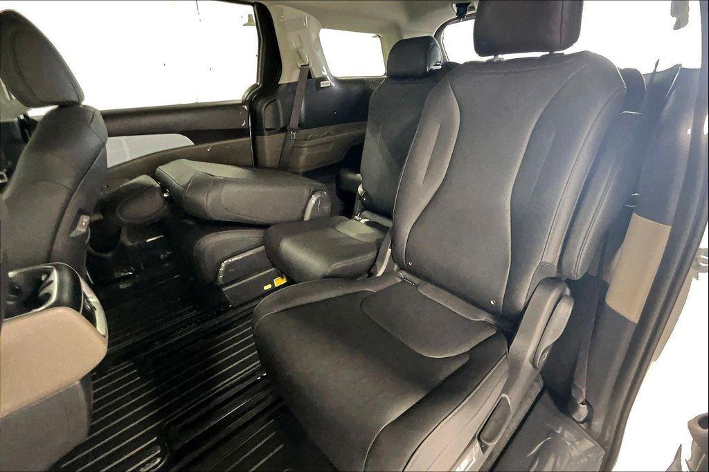 new 2026 Kia Carnival car, priced at $41,215