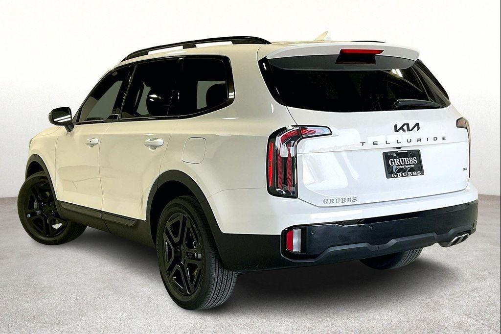 new 2025 Kia Telluride car, priced at $48,945