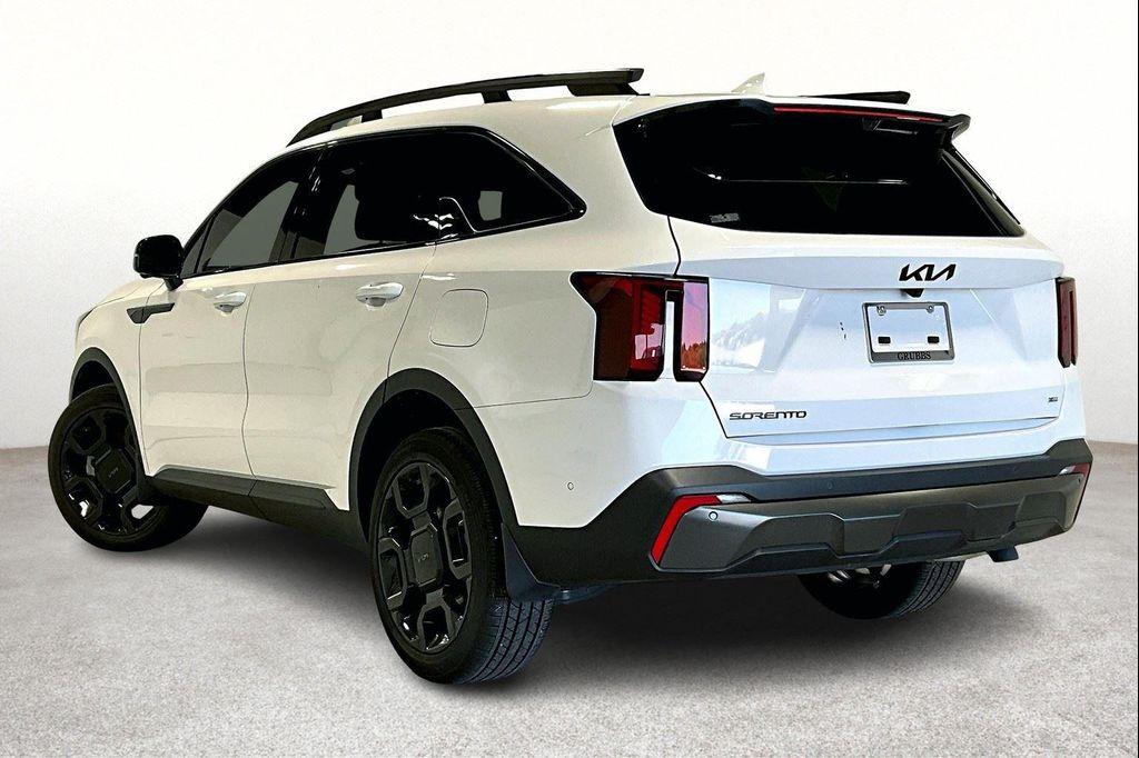 new 2025 Kia Sorento car, priced at $49,050