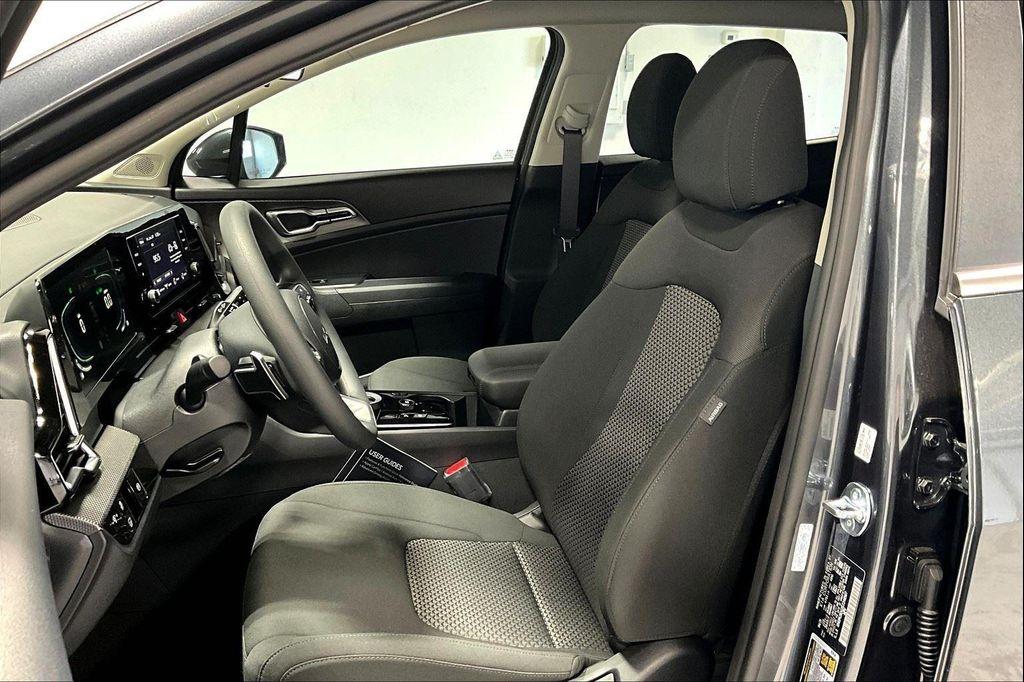 new 2025 Kia Sportage Hybrid car, priced at $30,755