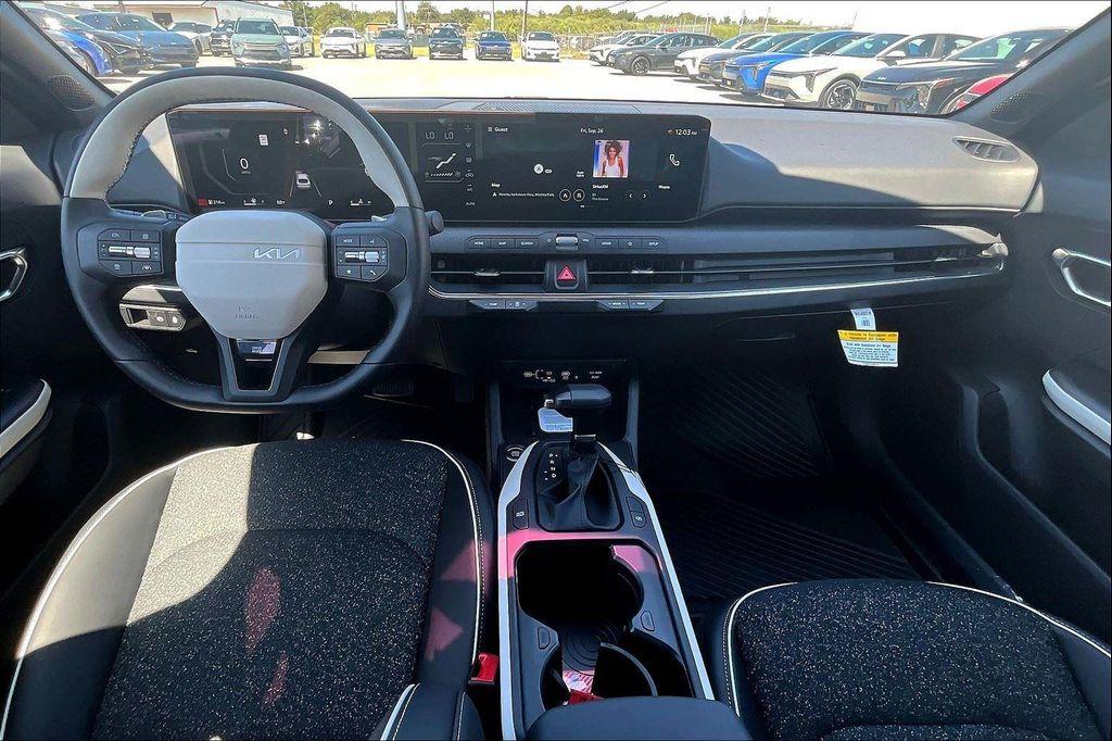 new 2025 Kia K4 car, priced at $27,265
