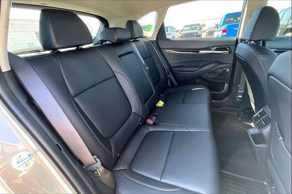 new 2026 Kia Seltos car, priced at $27,975