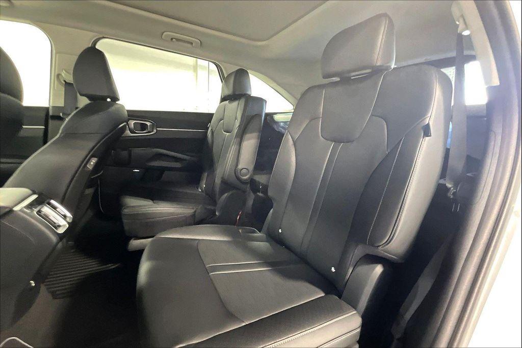 new 2026 Kia Sorento car, priced at $42,775