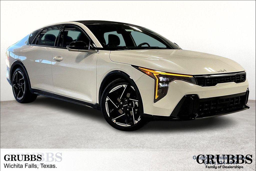 new 2025 Kia K4 car, priced at $29,075