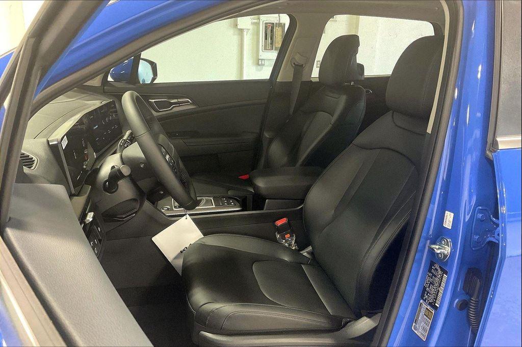 new 2026 Kia Sportage car, priced at $33,205