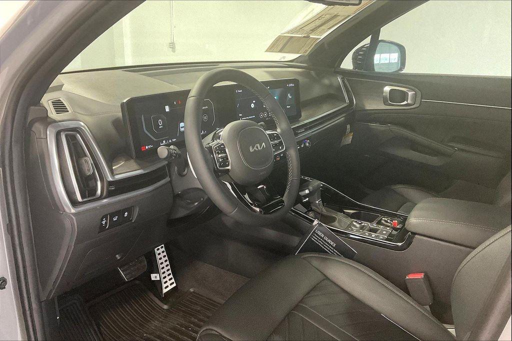new 2025 Kia Sorento car, priced at $48,715