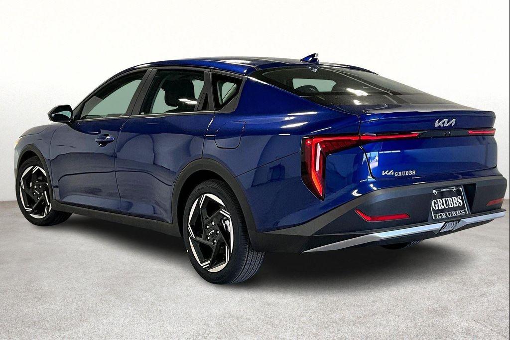 new 2025 Kia K4 car, priced at $25,165