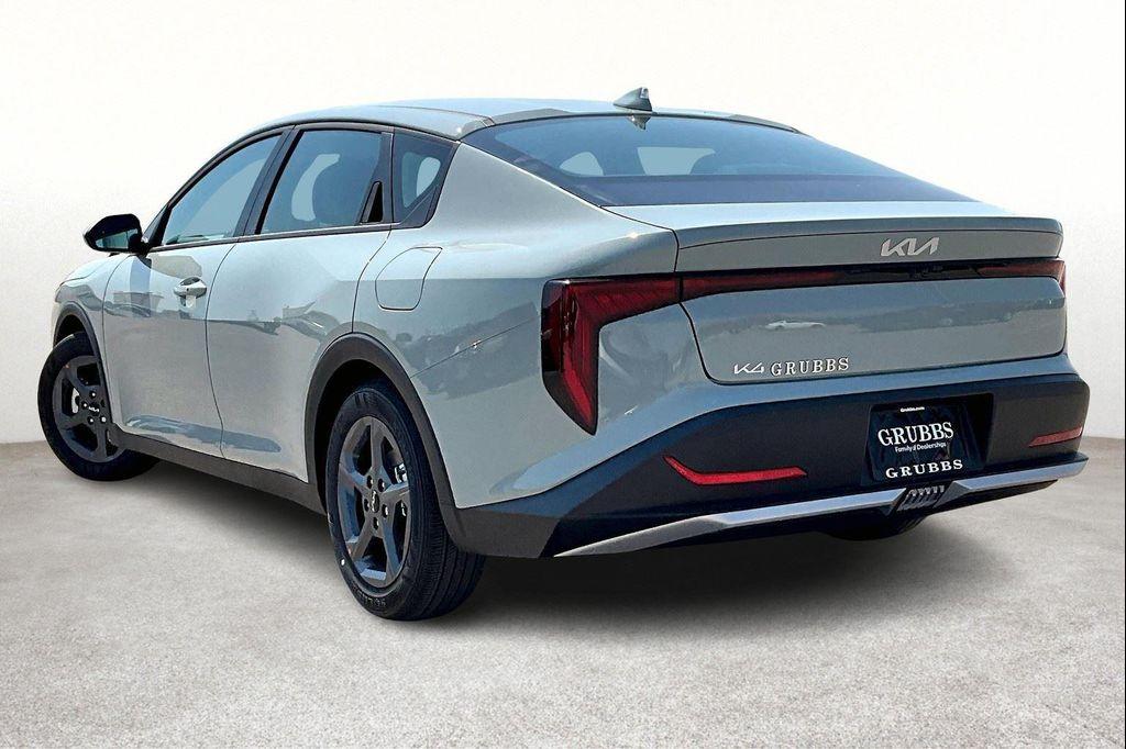new 2025 Kia K4 car, priced at $24,165