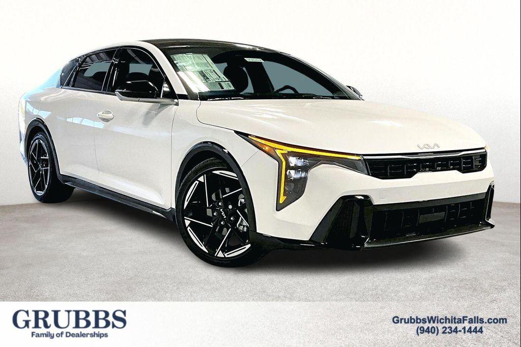 new 2025 Kia K4 car, priced at $29,075