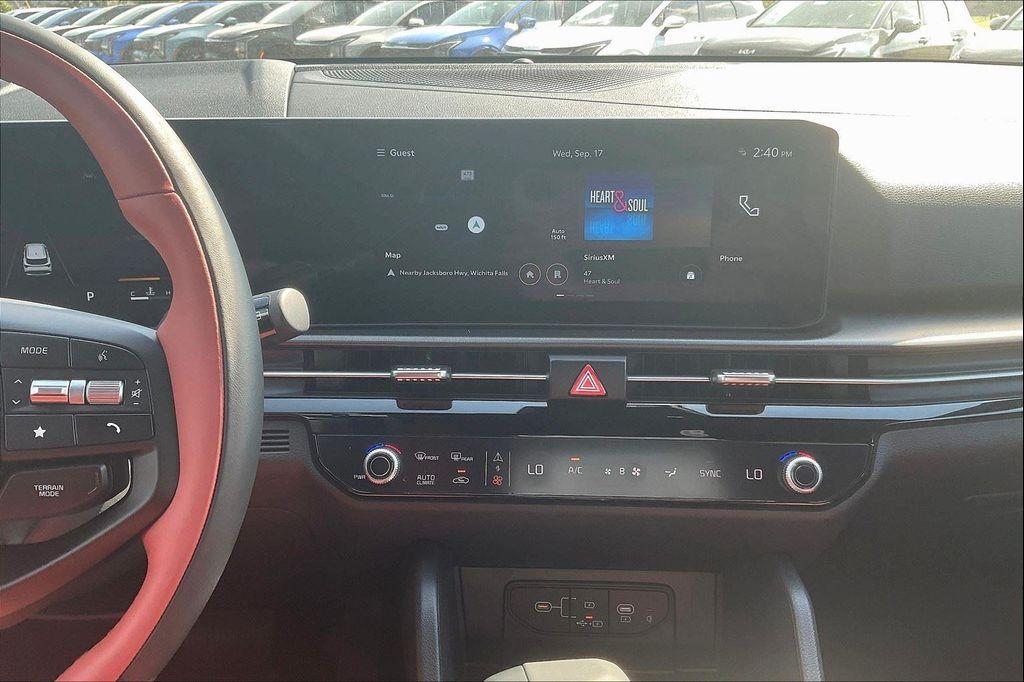 new 2026 Kia Sportage car, priced at $40,350