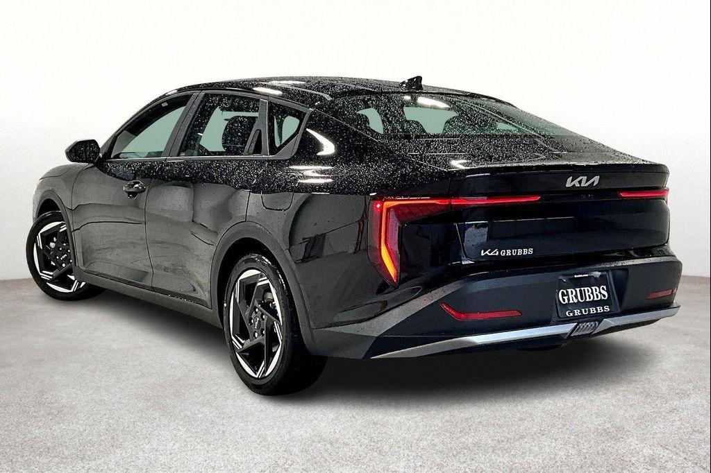 new 2025 Kia K4 car, priced at $25,165