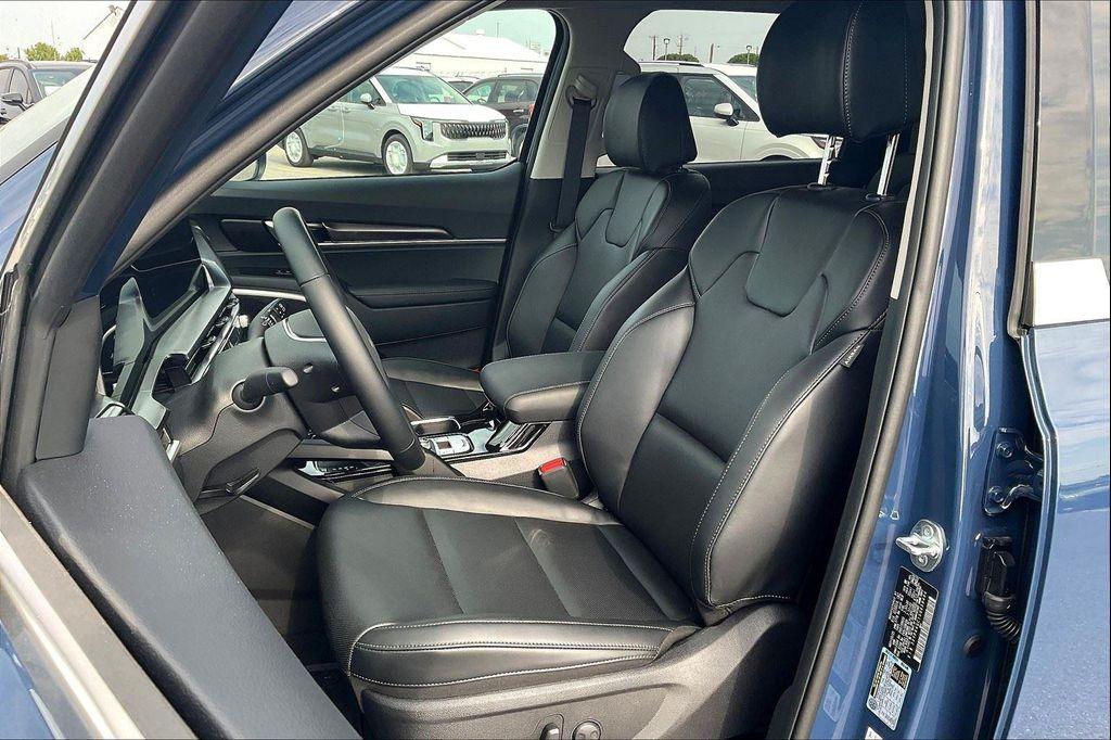 new 2025 Kia Telluride car, priced at $41,380