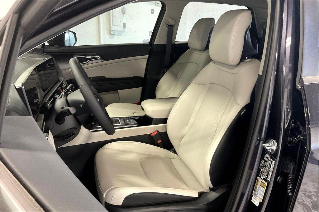 new 2026 Kia Sportage car, priced at $34,955