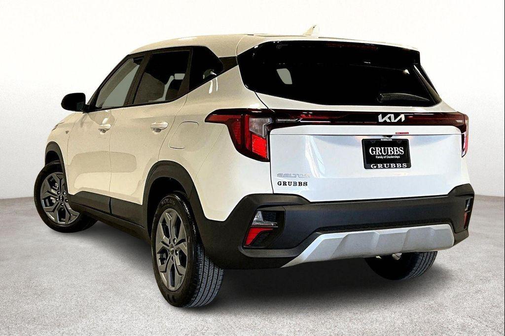 new 2026 Kia Seltos car, priced at $25,890