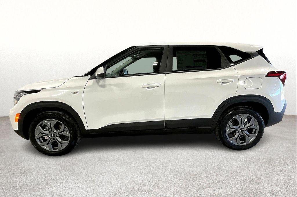 new 2026 Kia Seltos car, priced at $25,890