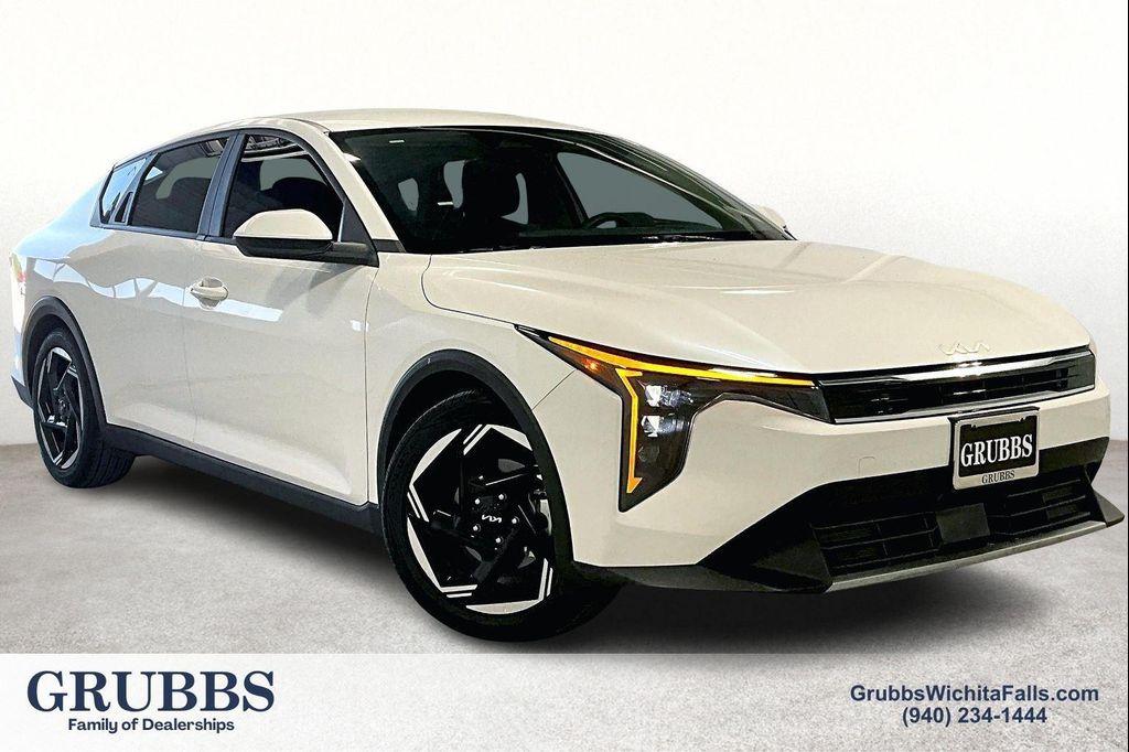 new 2025 Kia K4 car, priced at $25,540
