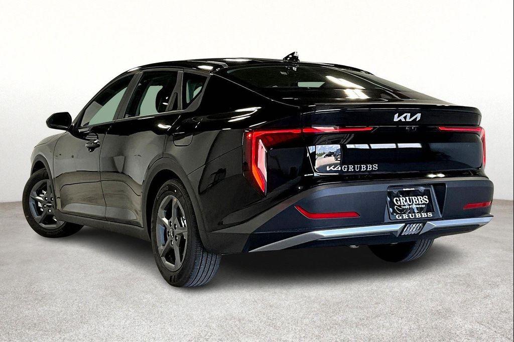 new 2025 Kia K4 car, priced at $24,165
