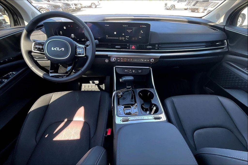 new 2026 Kia Carnival car, priced at $48,820