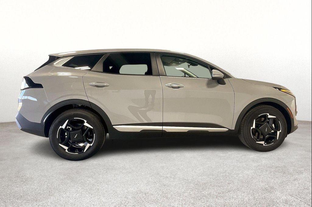 new 2026 Kia Sportage car, priced at $32,560