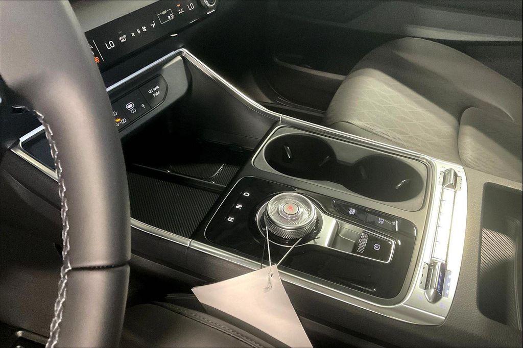 new 2026 Kia Carnival Hybrid car, priced at $50,790