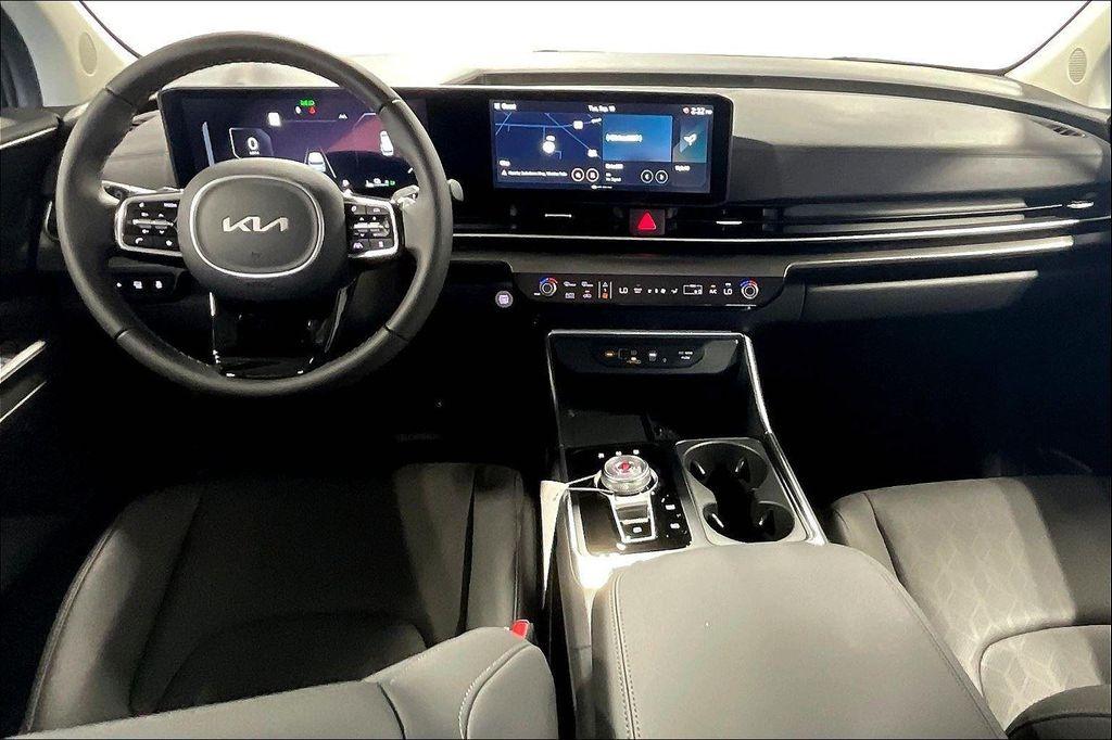 new 2026 Kia Carnival Hybrid car, priced at $50,790