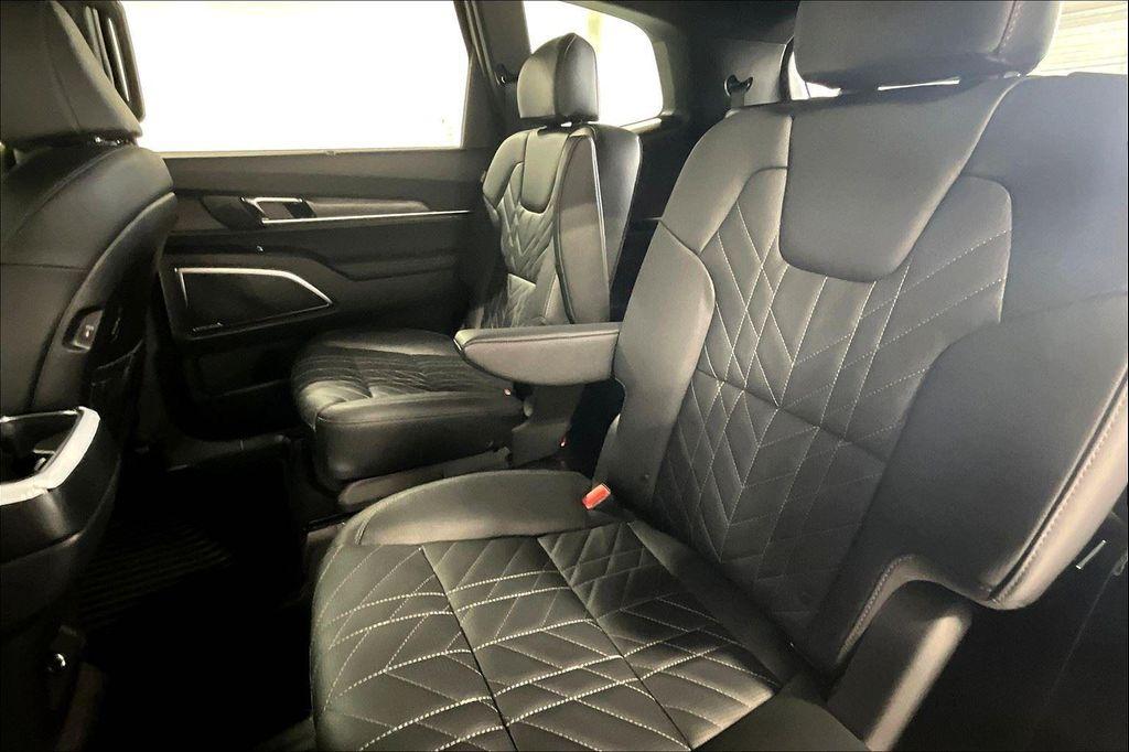 new 2025 Kia Telluride car, priced at $52,205