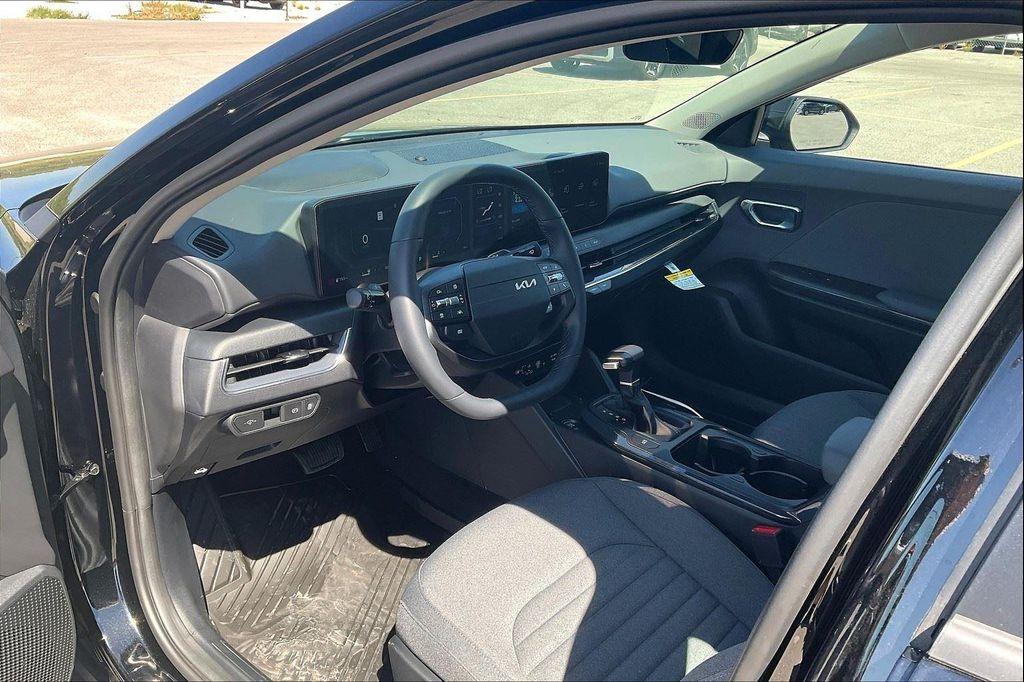 new 2025 Kia K4 car, priced at $25,165