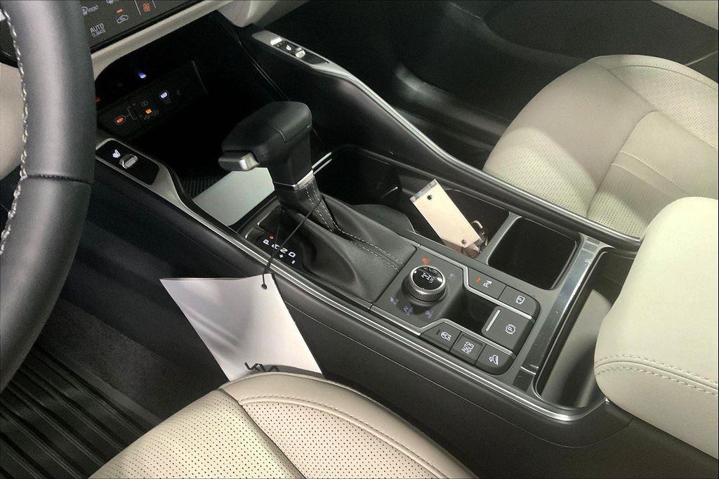 new 2025 Kia Sorento car, priced at $39,295