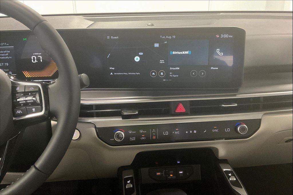 new 2025 Kia Sorento car, priced at $39,295