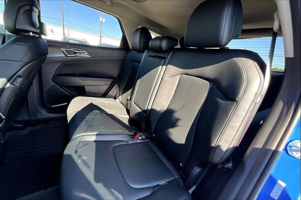 new 2026 Kia Sportage car, priced at $33,155